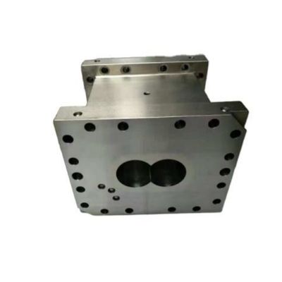 خرید نایتریدنگ 4D Extruder Barrel HRC 58 - 62 Extrusion Screw Barrel برای مقاومت در برابر دما online manufacture